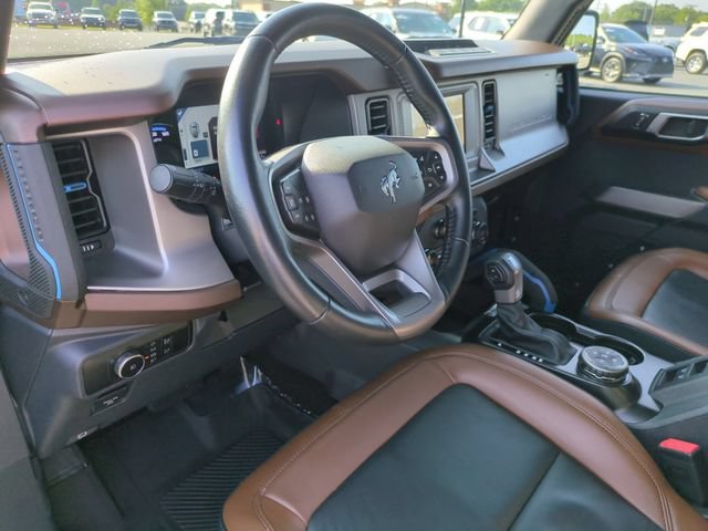 Used 2023 Ford Bronco Outer Banks w/ Sasquatch Package AWD/4WD image 15