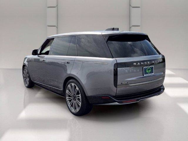 Used 2026 Land Rover Range Rover Long Wheelbase SE AWD/4WD image 3