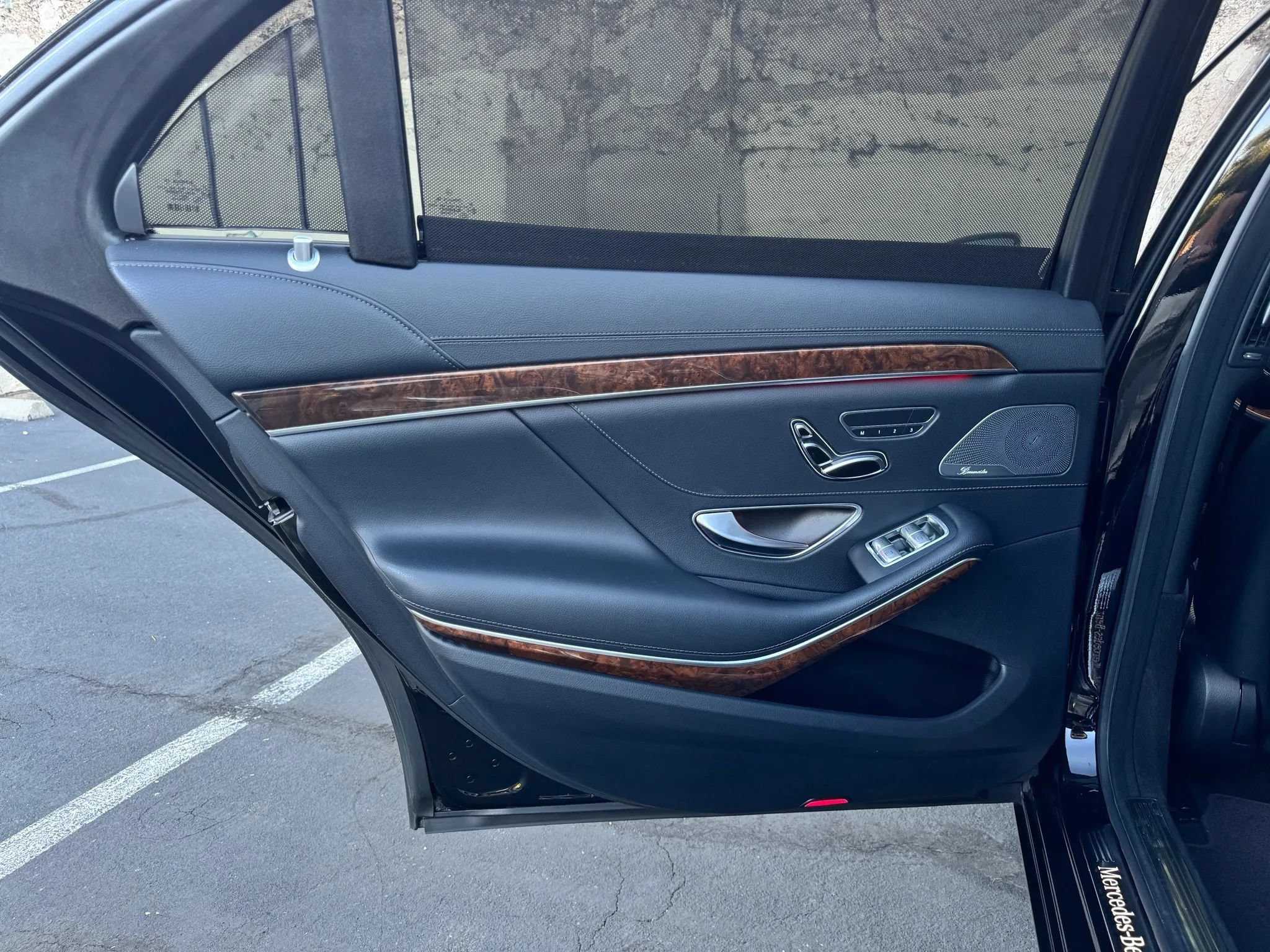 Used 2014 Mercedes-Benz S 550 Sedan image 20