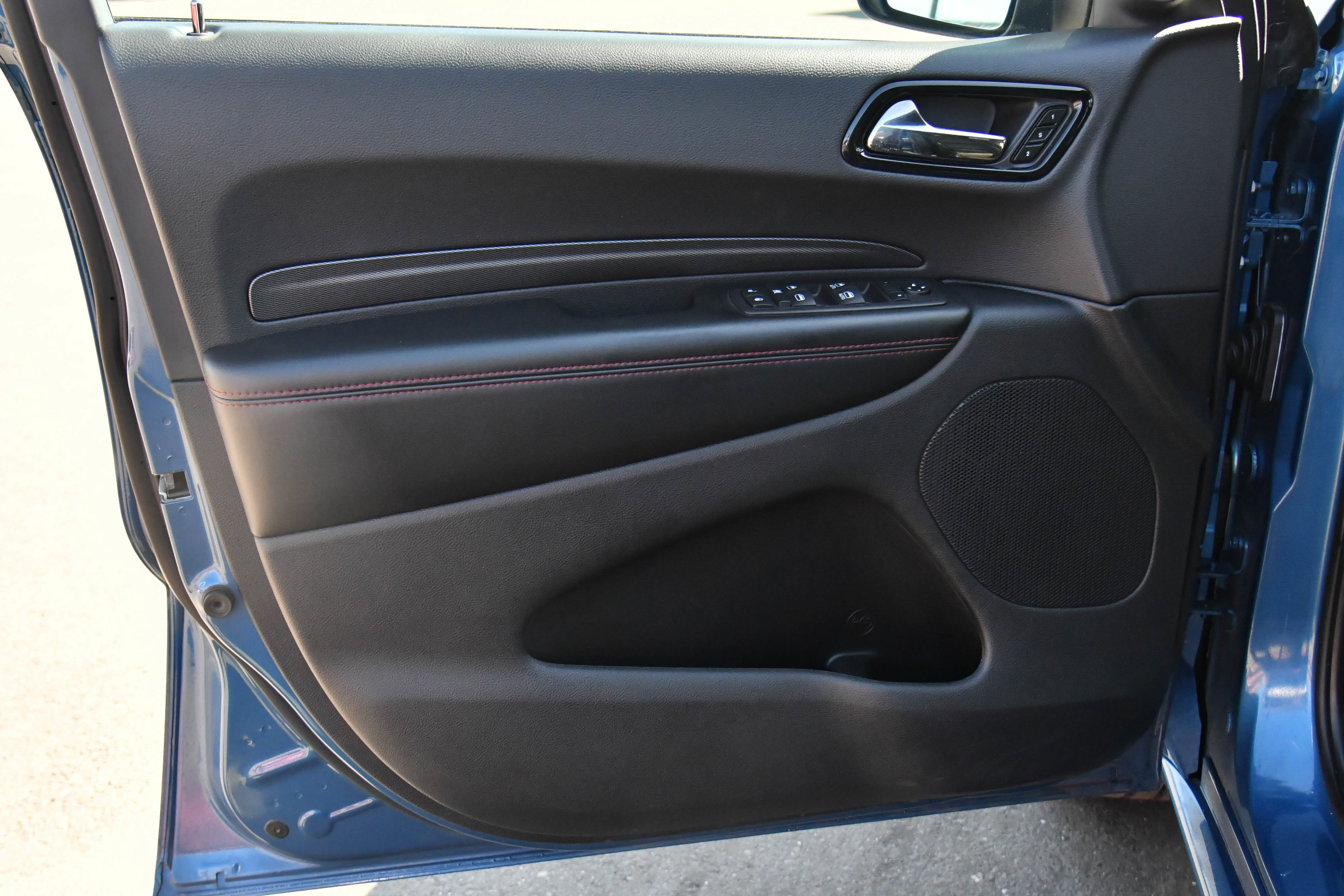 Used 2025 Dodge Durango GT AWD/4WD image 14