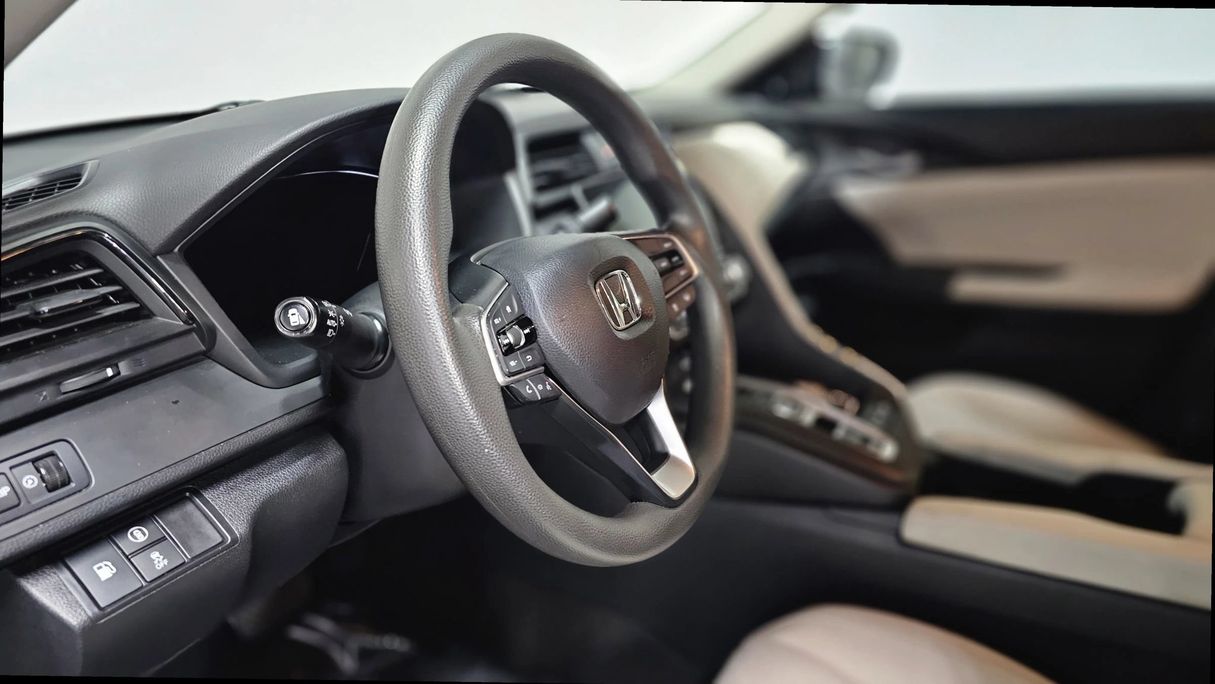 Used 2019 Honda Insight EX image 8