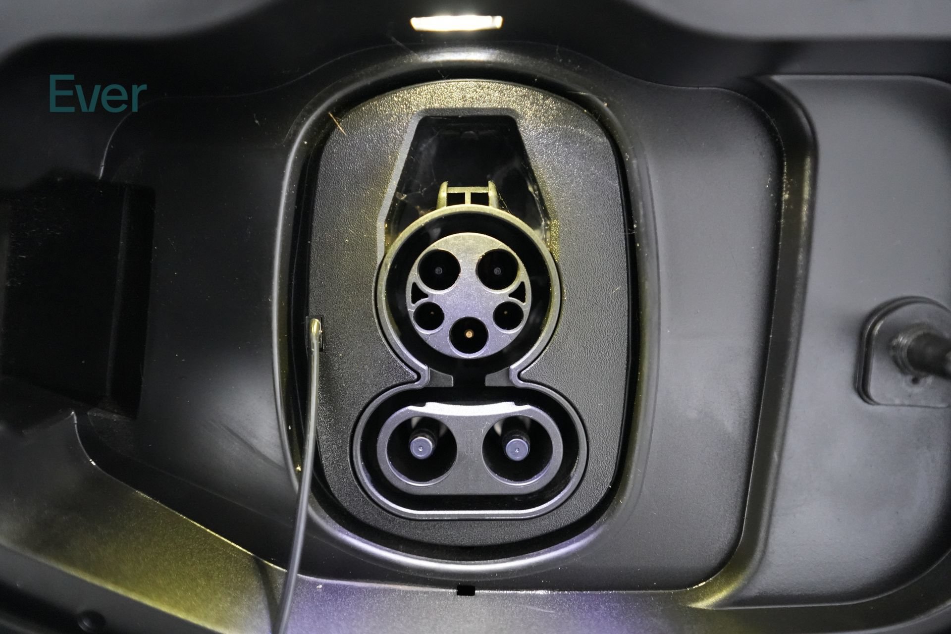 Used 2024 Chevrolet Equinox EV RS FWD image 10