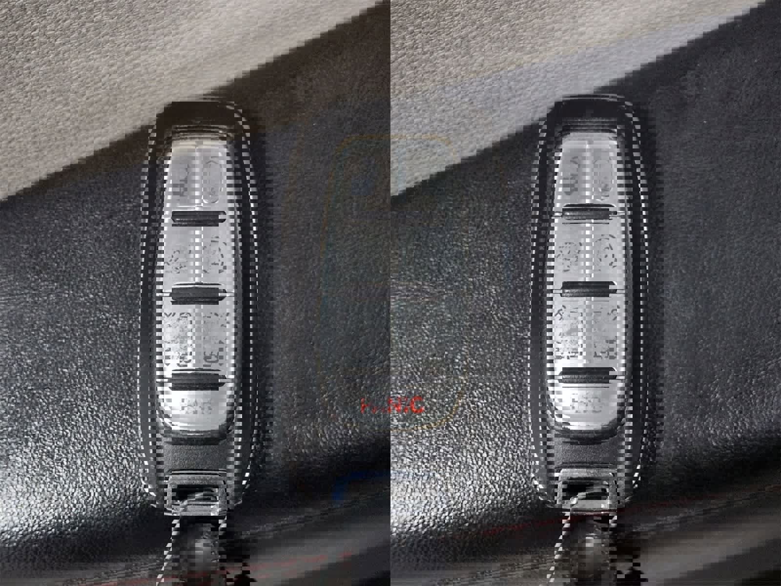 Certified 2020 Chrysler Pacifica Limited image 37