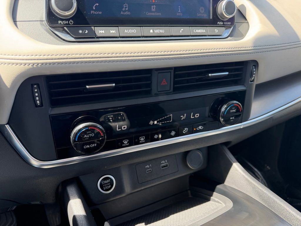 Used 2023 Nissan Rogue SV AWD/4WD image 26