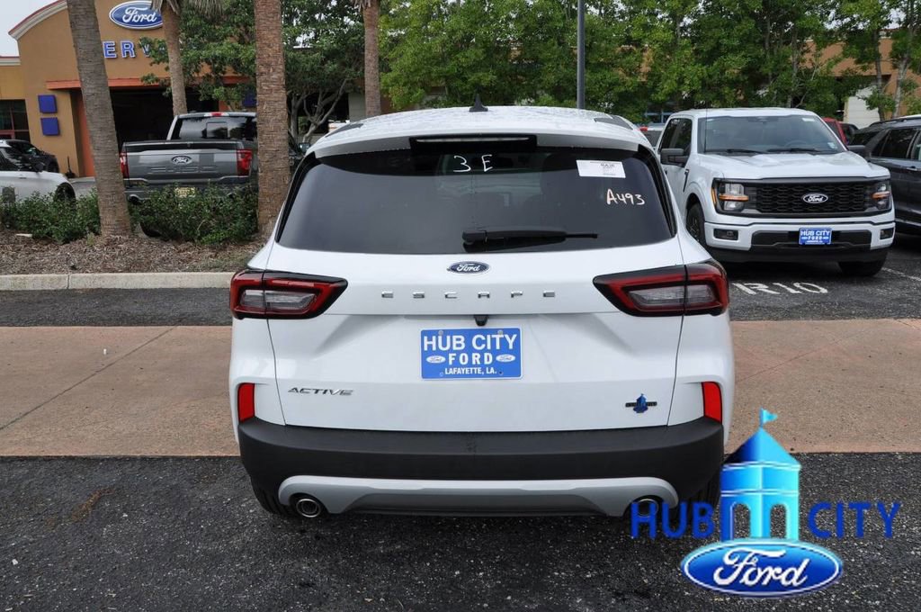 New 2026 Ford Escape Active image 4