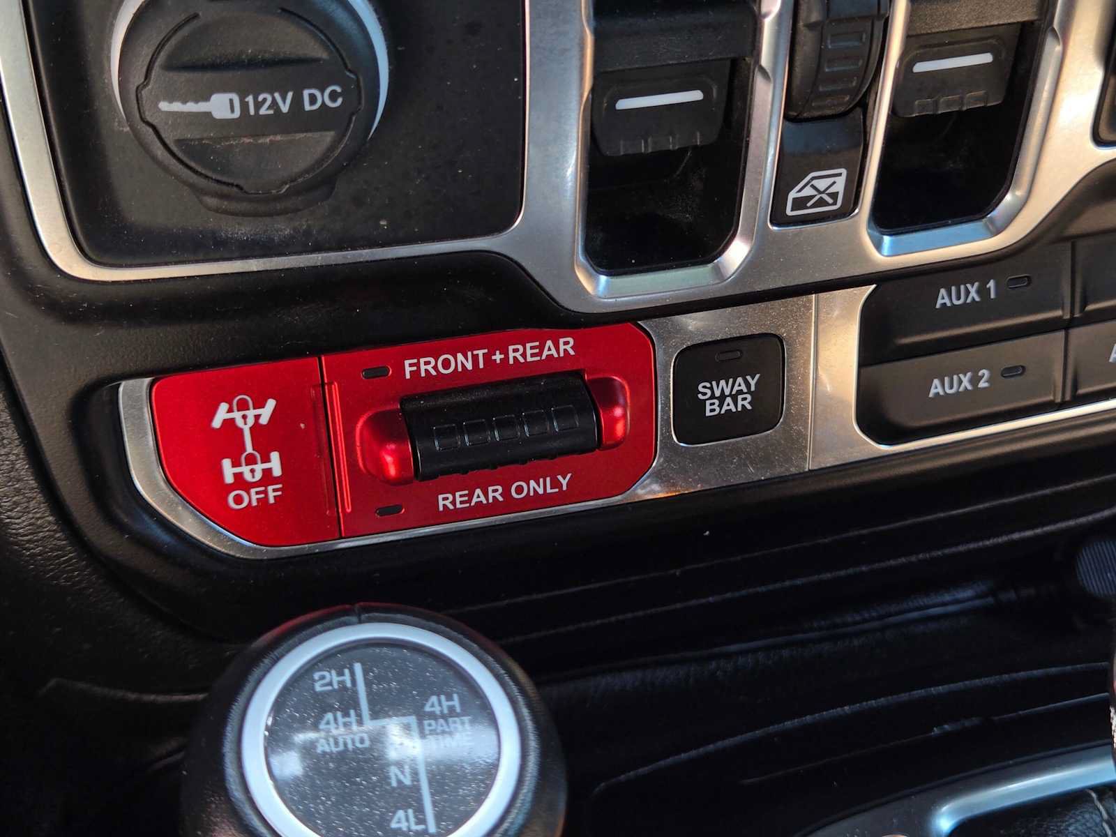 Used 2021 Jeep Wrangler Unlimited Rubicon 4xe w/ Cold Weather Group AWD/4WD image 37