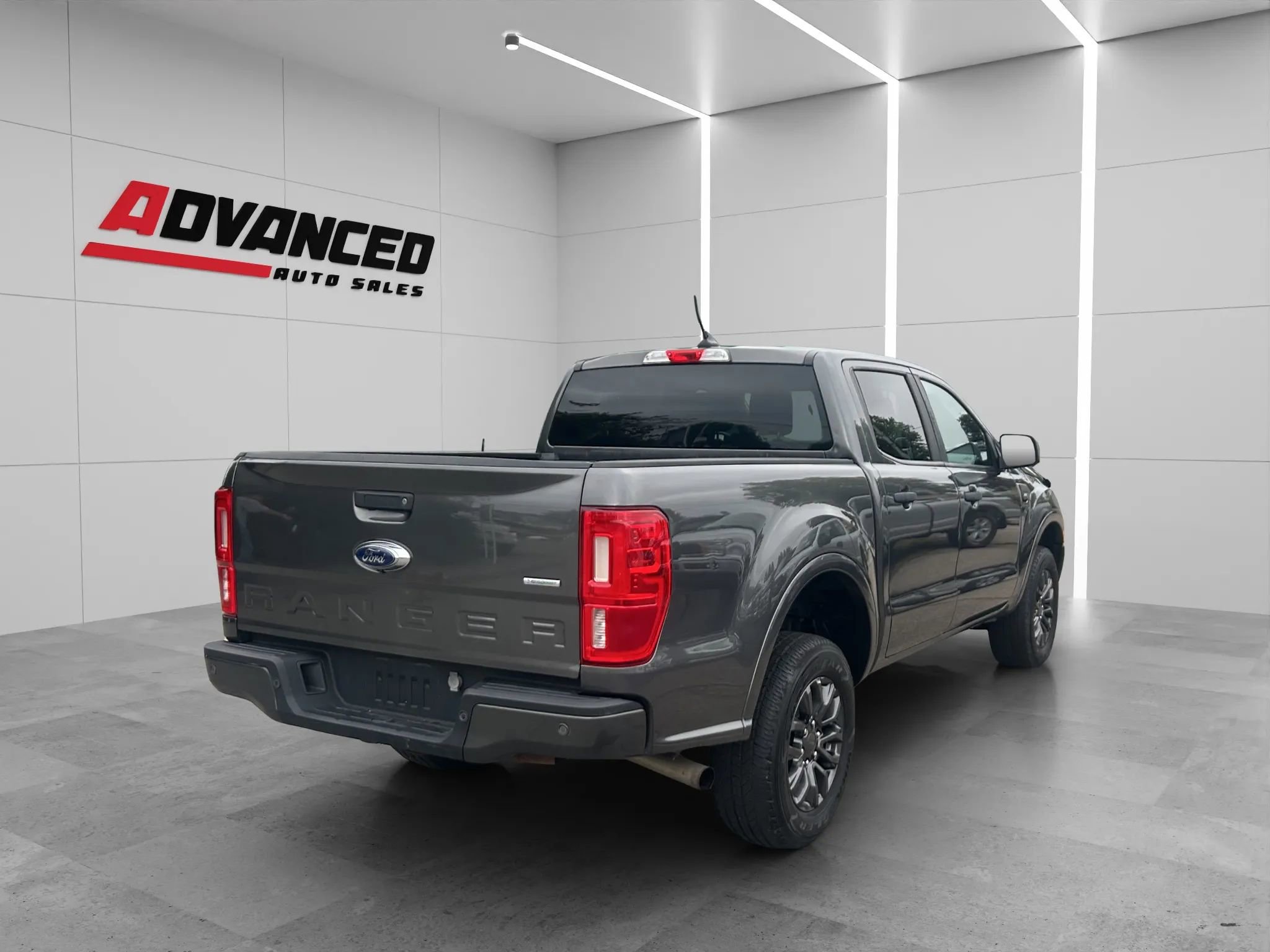 Used 2019 Ford Ranger XLT w/ Equipment Group 301A Mid image 6