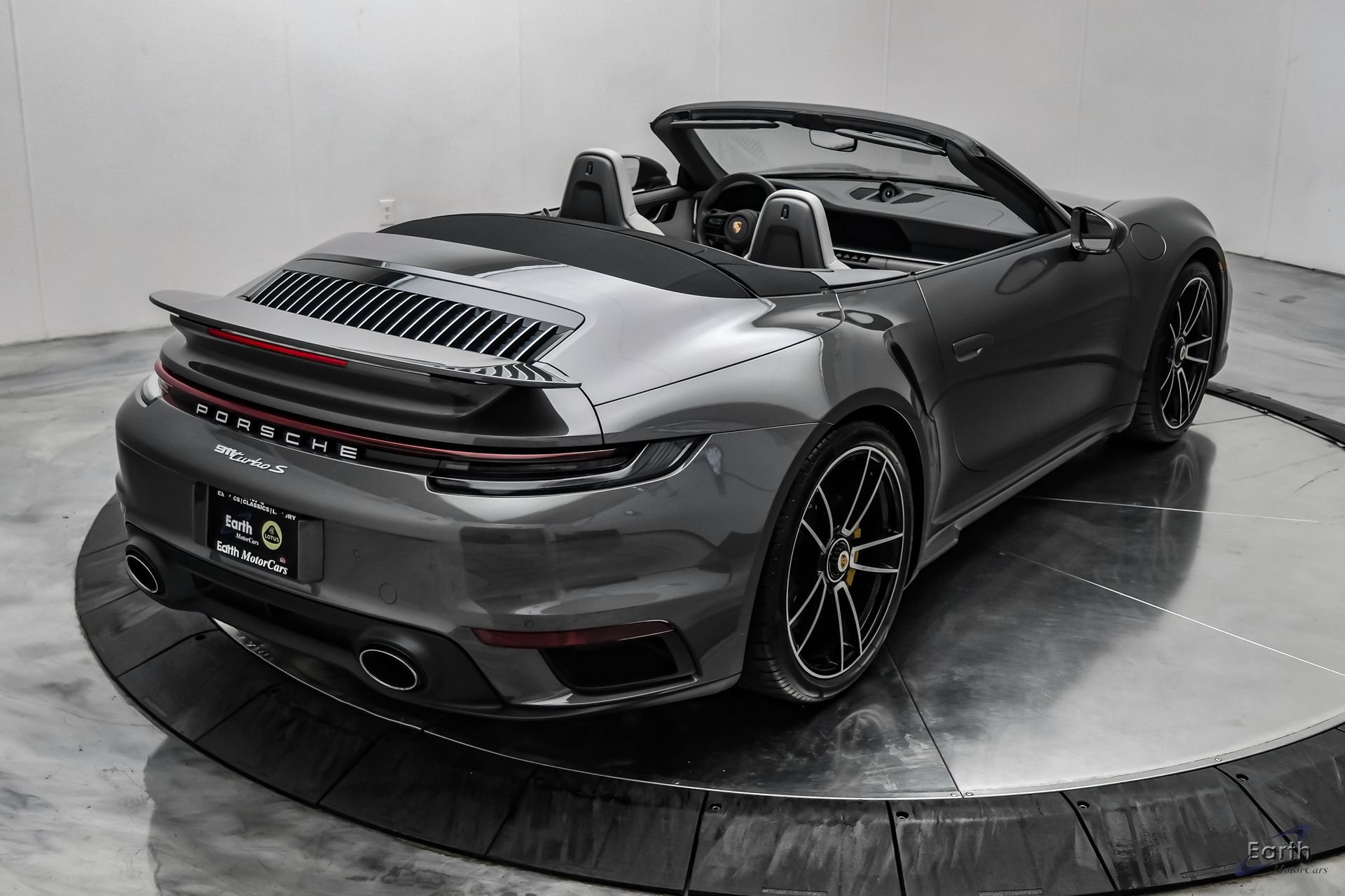Used 2024 Porsche 911 Turbo S AWD/4WD image 23