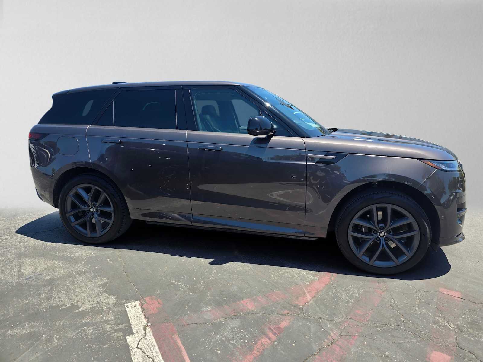 Used 2024 Land Rover Range Rover Sport Dynamic SE AWD/4WD image 6