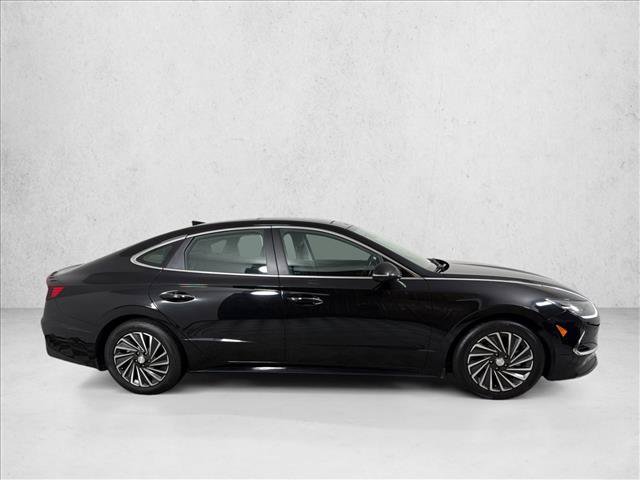 Used 2023 Hyundai Sonata Limited FWD image 4
