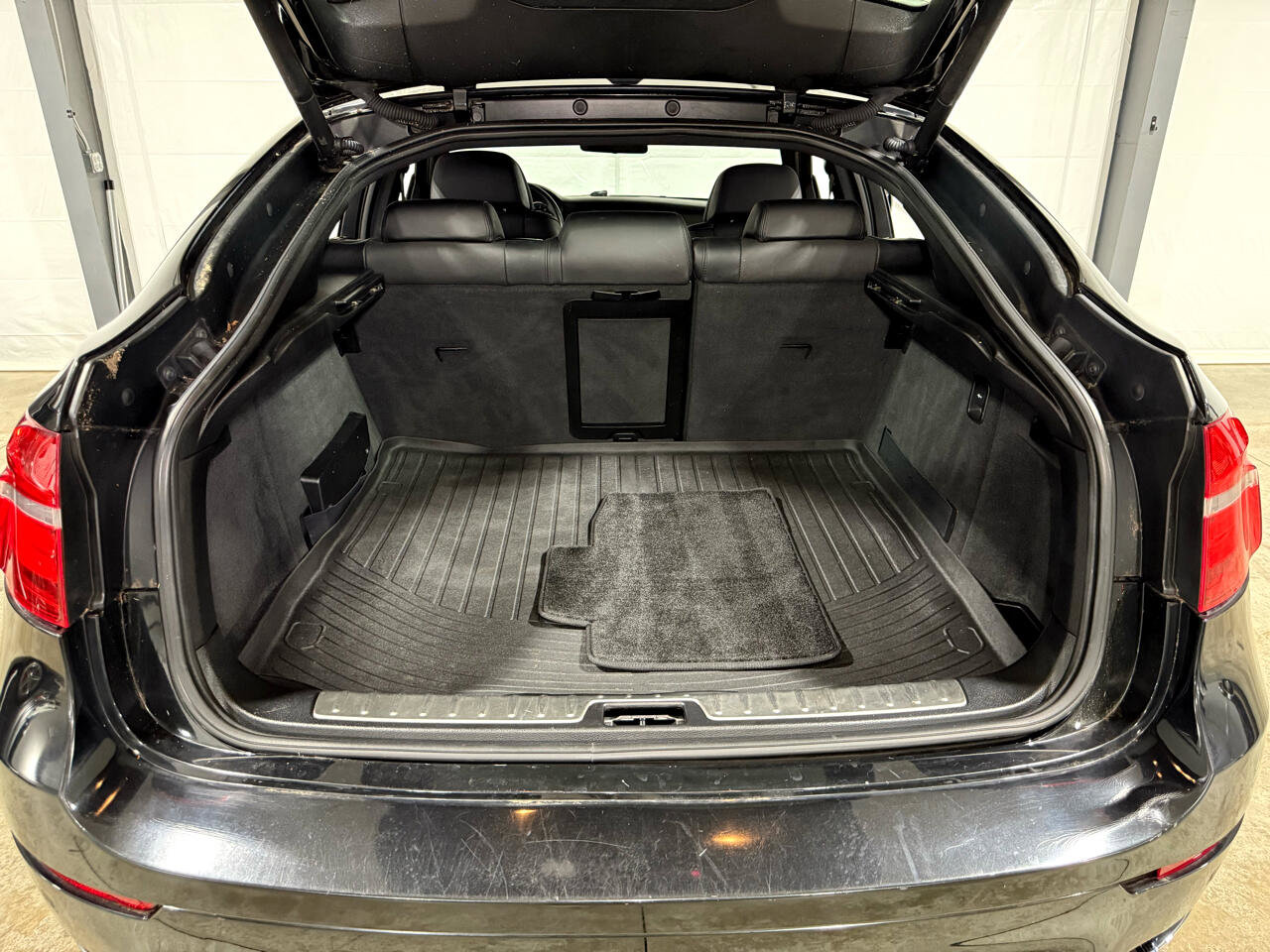 Used 2013 BMW X6 xDrive50i image 36