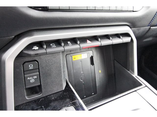 Used 2024 Toyota Tundra Platinum AWD/4WD image 25