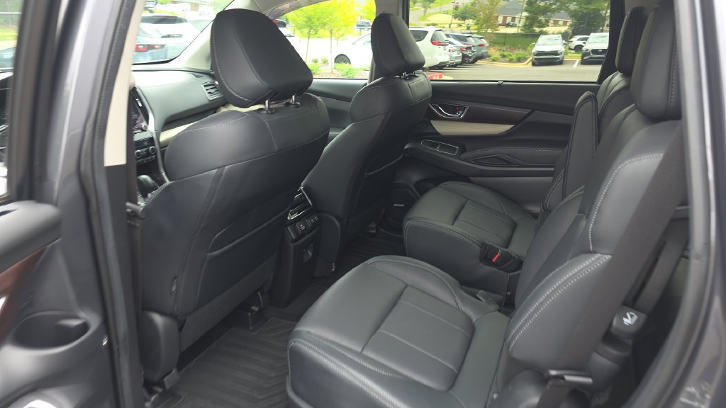 Used 2022 Subaru Ascent Touring w/ Popular Package #2A AWD/4WD image 23