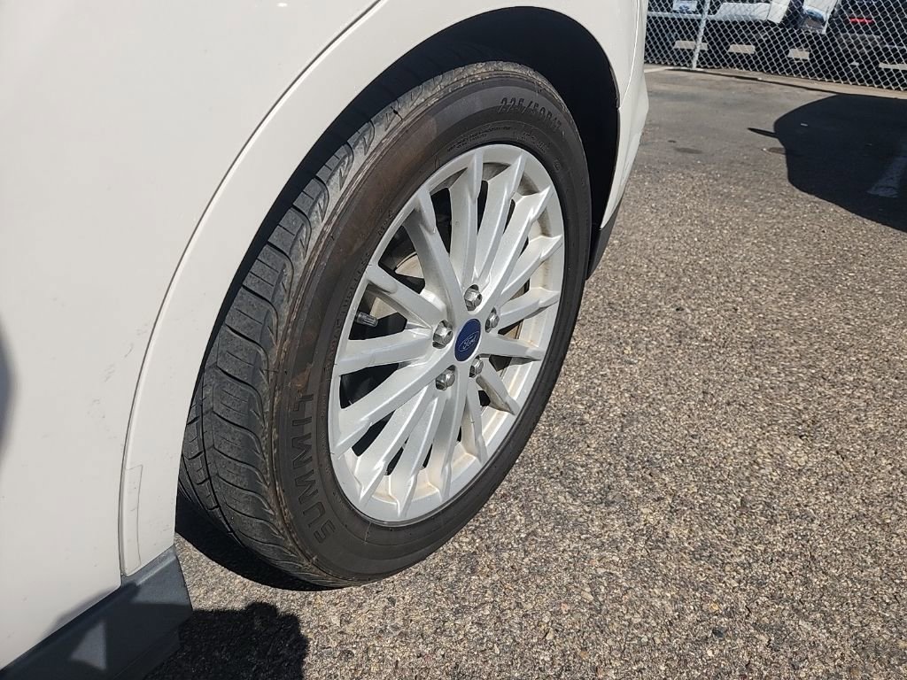 Used 2016 Ford C-MAX Energi SEL w/ Equipment Group 302A image 7