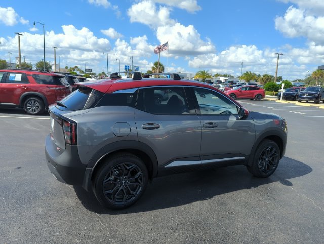 New 2026 Nissan Kicks SR w/ Cold Weather Package FWD image 5