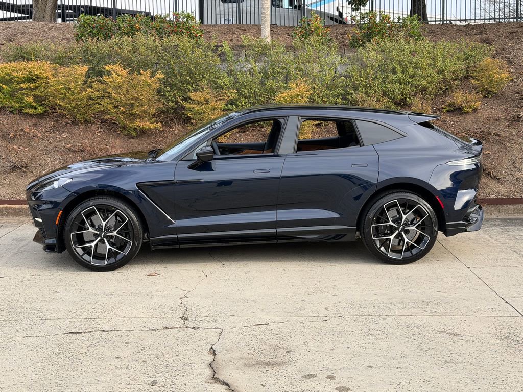 New 2026 Aston Martin DBX 707 image 17