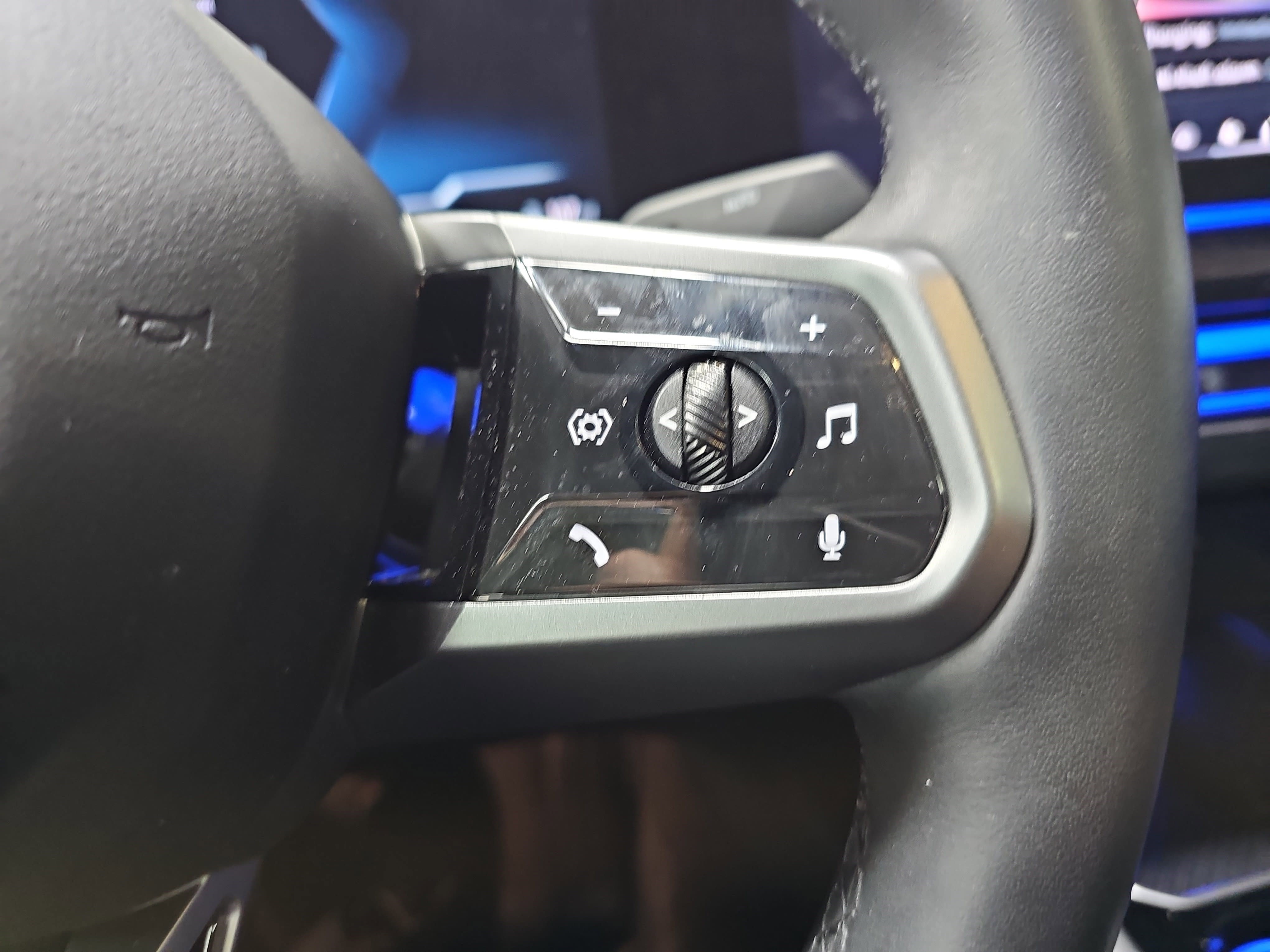 Certified 2025 BMW i5 eDrive40i w/ M Sport Package image 20