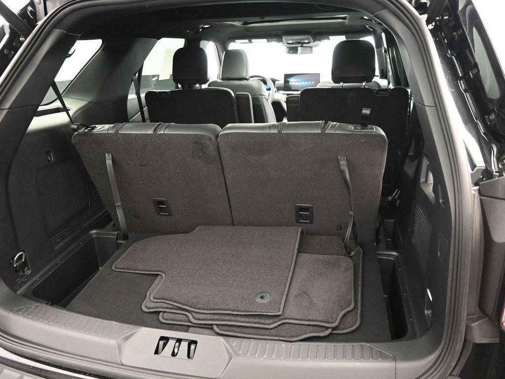 New 2025 Ford Explorer ST-Line w/ Premium Package image 35