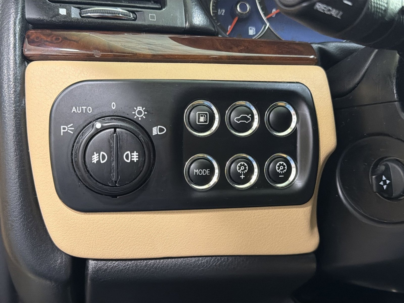 Used 2008 Maserati GranTurismo Coupe RWD image 32