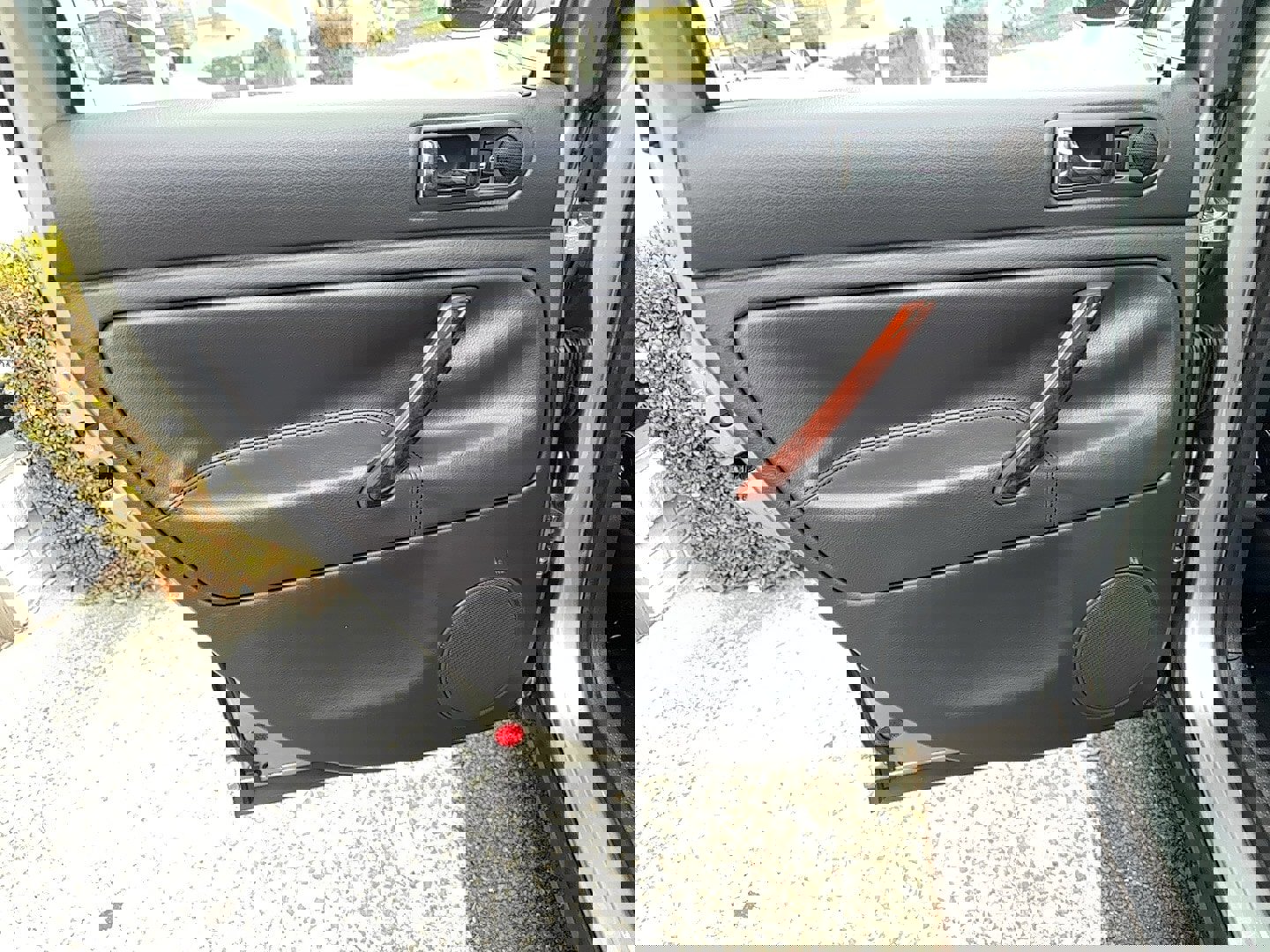 Used 2005 Volkswagen Passat GLX image 16