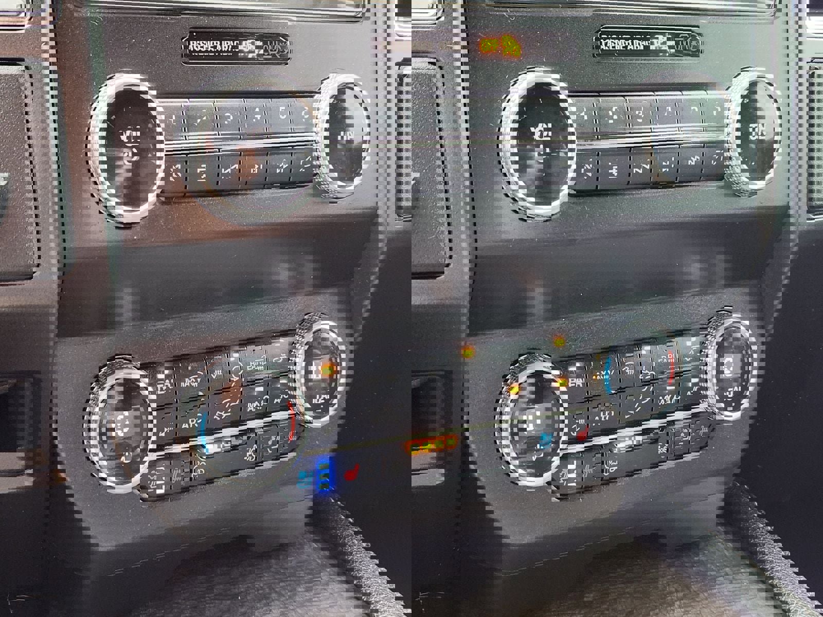 Used 2021 Ford Expedition Limited image 26