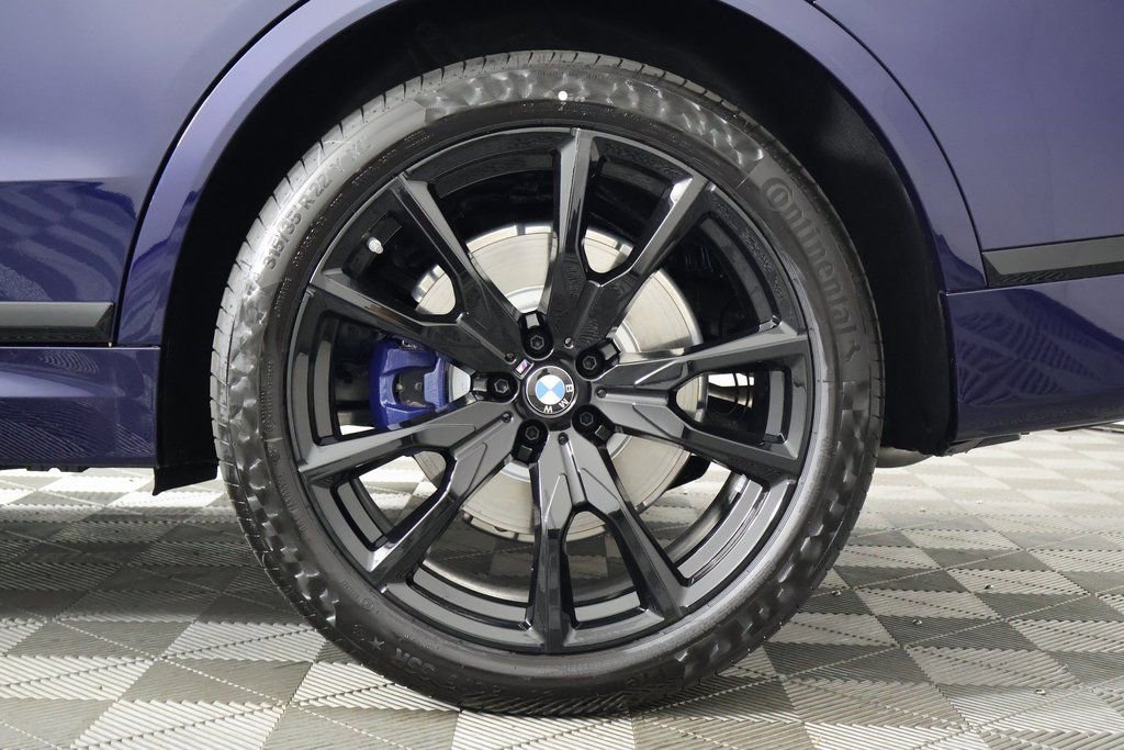 New 2026 BMW X7 xDrive40i w/ Executive Package image 11