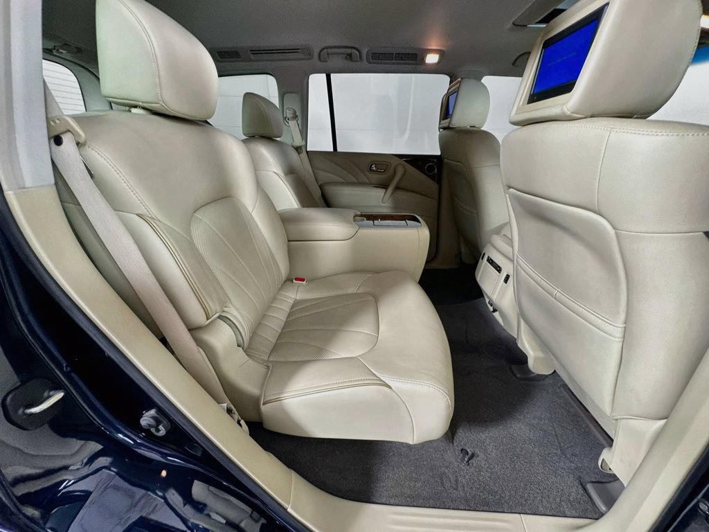 Used 2017 INFINITI QX80 2WD w/ Deluxe Technology Package image 39