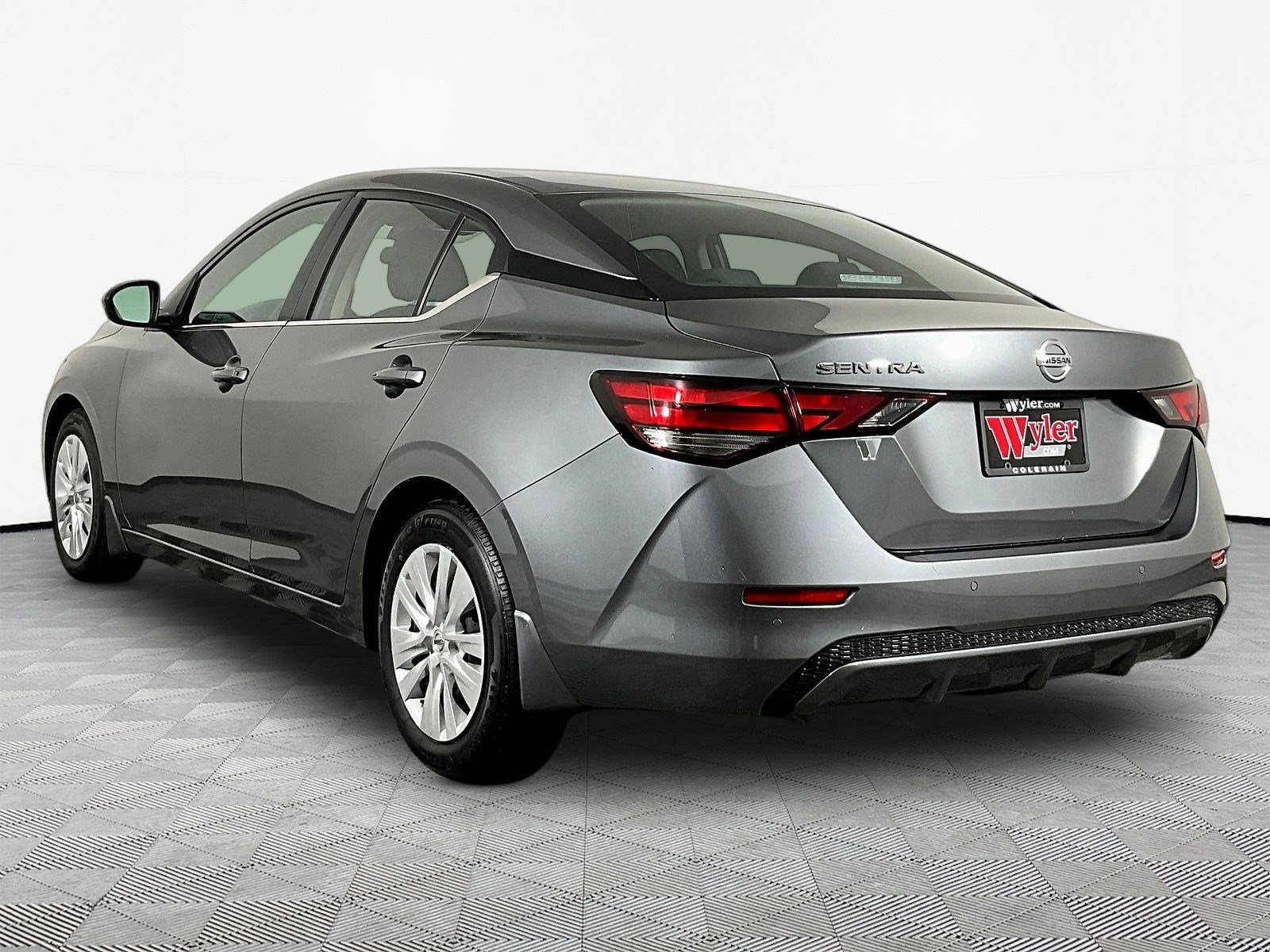 Certified 2023 Nissan Sentra S FWD image 4