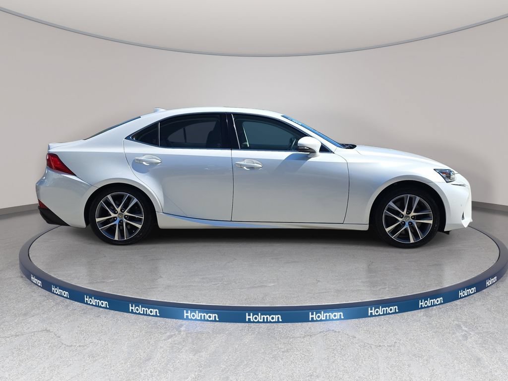 Used 2020 Lexus IS 300 w/ Navigation Package RWD image 5