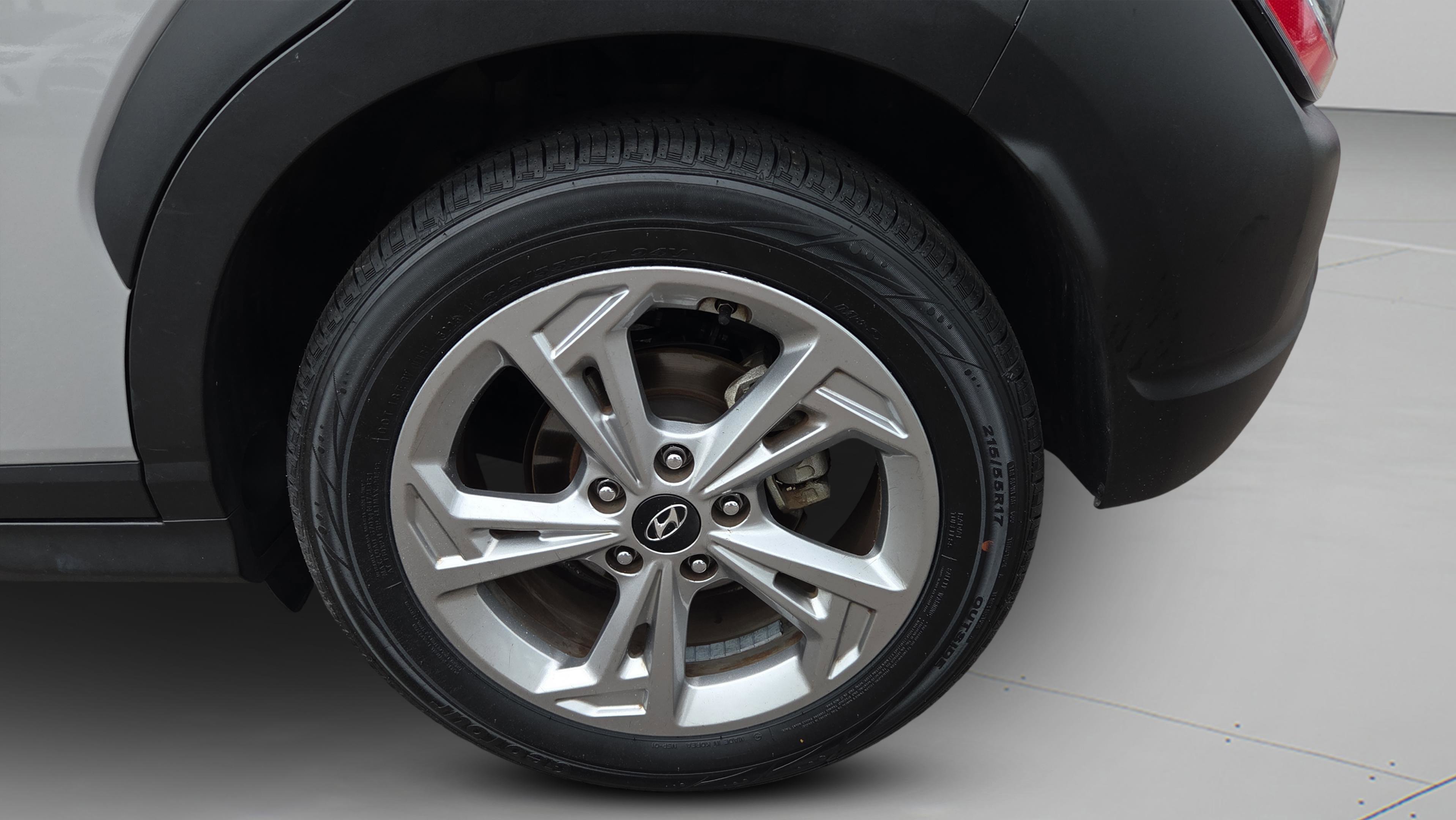 Used 2023 Hyundai Kona SEL FWD image 33