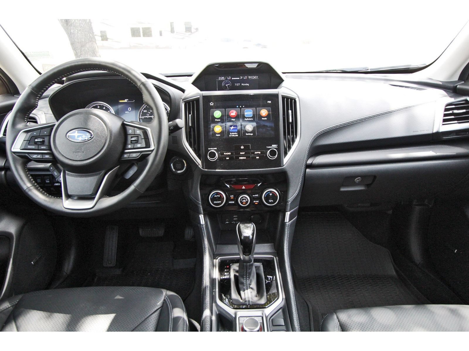 Used 2024 Subaru Forester Touring w/ POP Package 3 AWD/4WD image 9