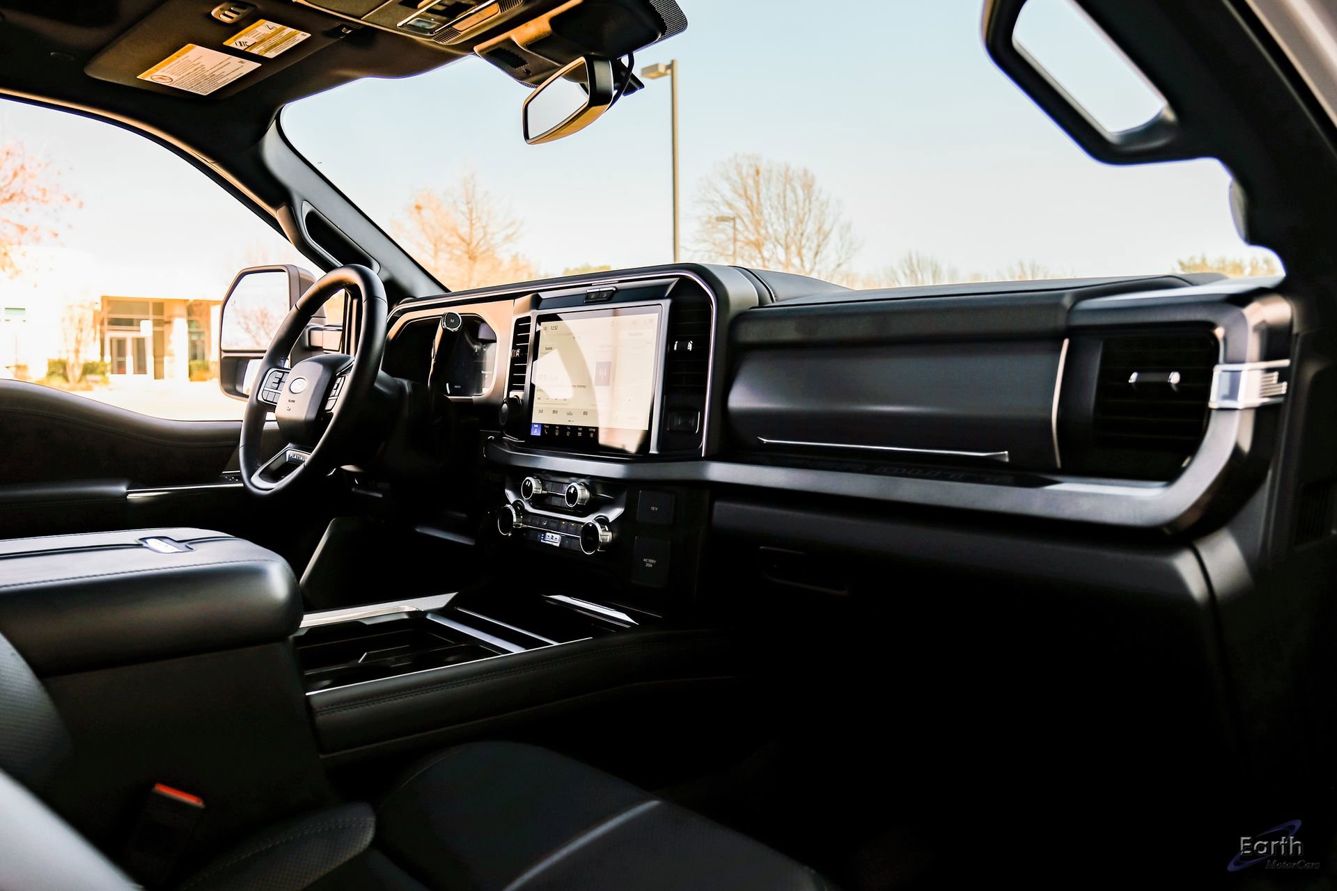 Used 2026 Ford F450 Platinum w/ FX4 Off-Road Package image 55