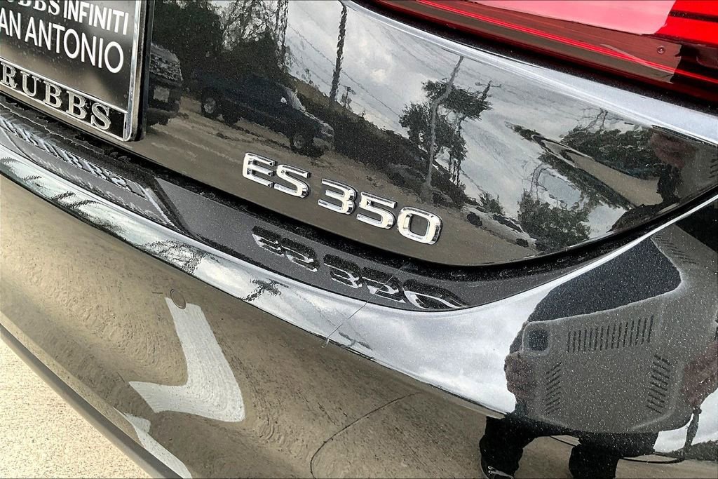 Used 2024 Lexus ES 350 w/ Premium Package image 44
