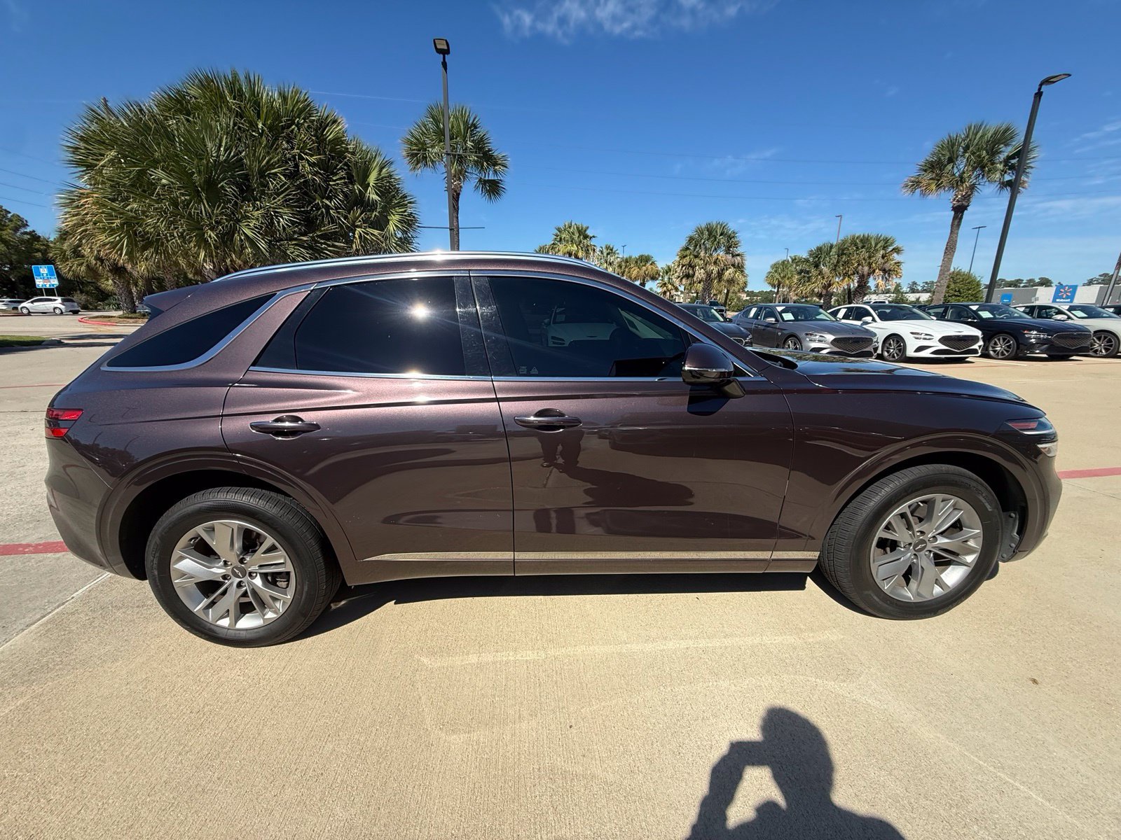 Used 2022 Genesis GV70 2.5T AWD/4WD image 3