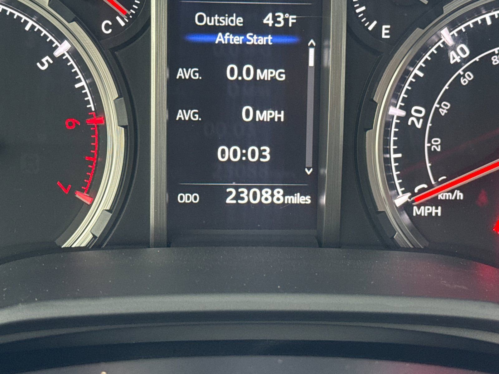 Used 2023 Toyota 4Runner Limited image 30