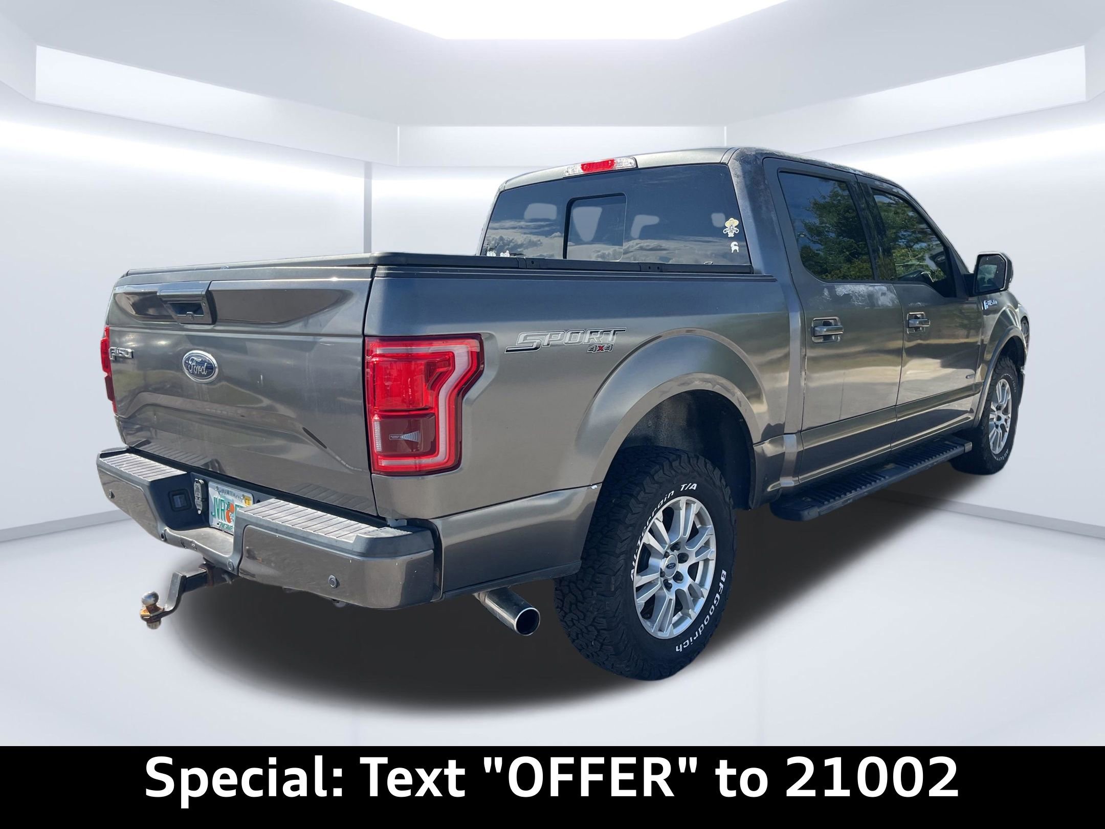 Used 2017 Ford F150 Lariat w/ Equipment Group 502A Luxury AWD/4WD image 6