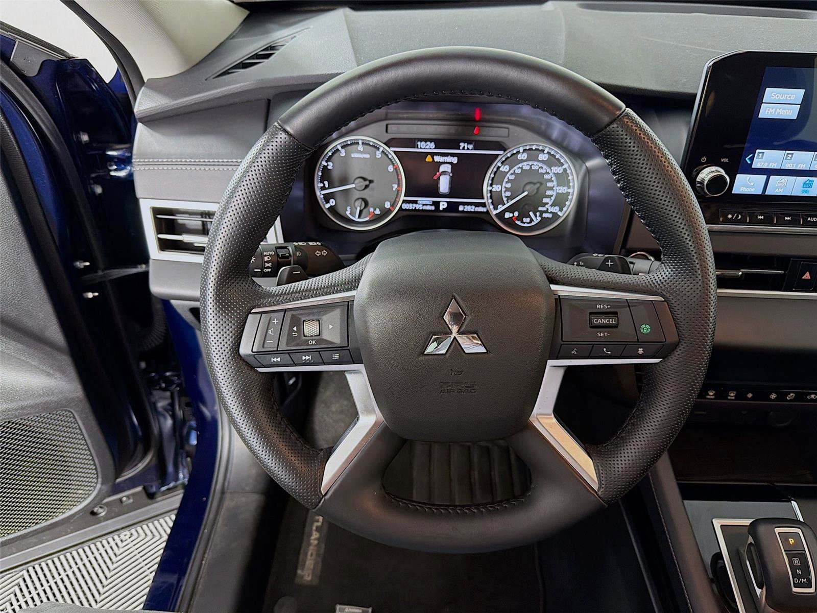 Used 2024 Mitsubishi Outlander SE AWD/4WD image 12