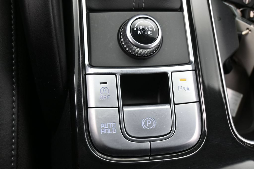 Used 2024 Kia Telluride LX FWD image 24