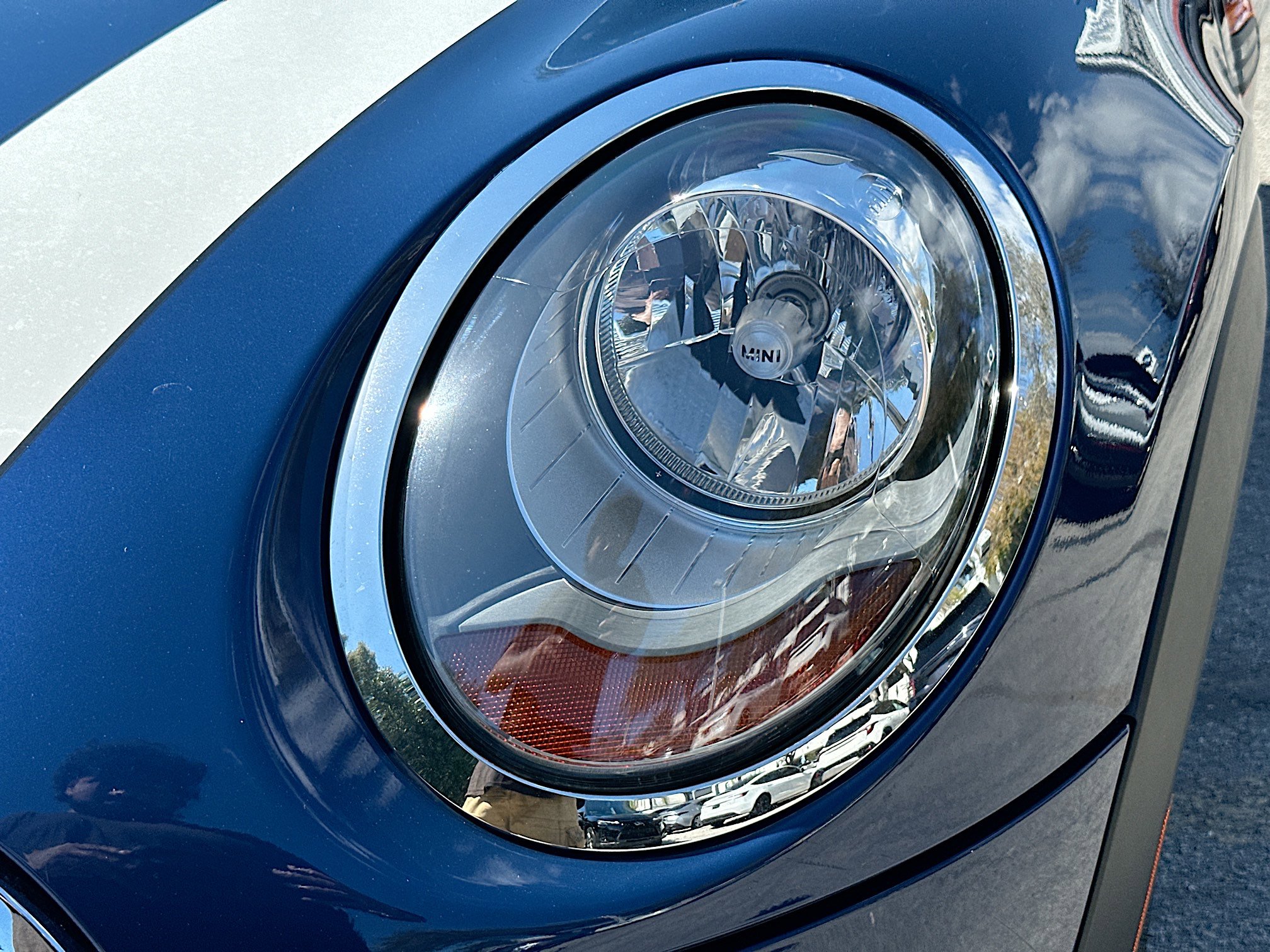 Used 2015 MINI Cooper 4-Door Hardtop image 28