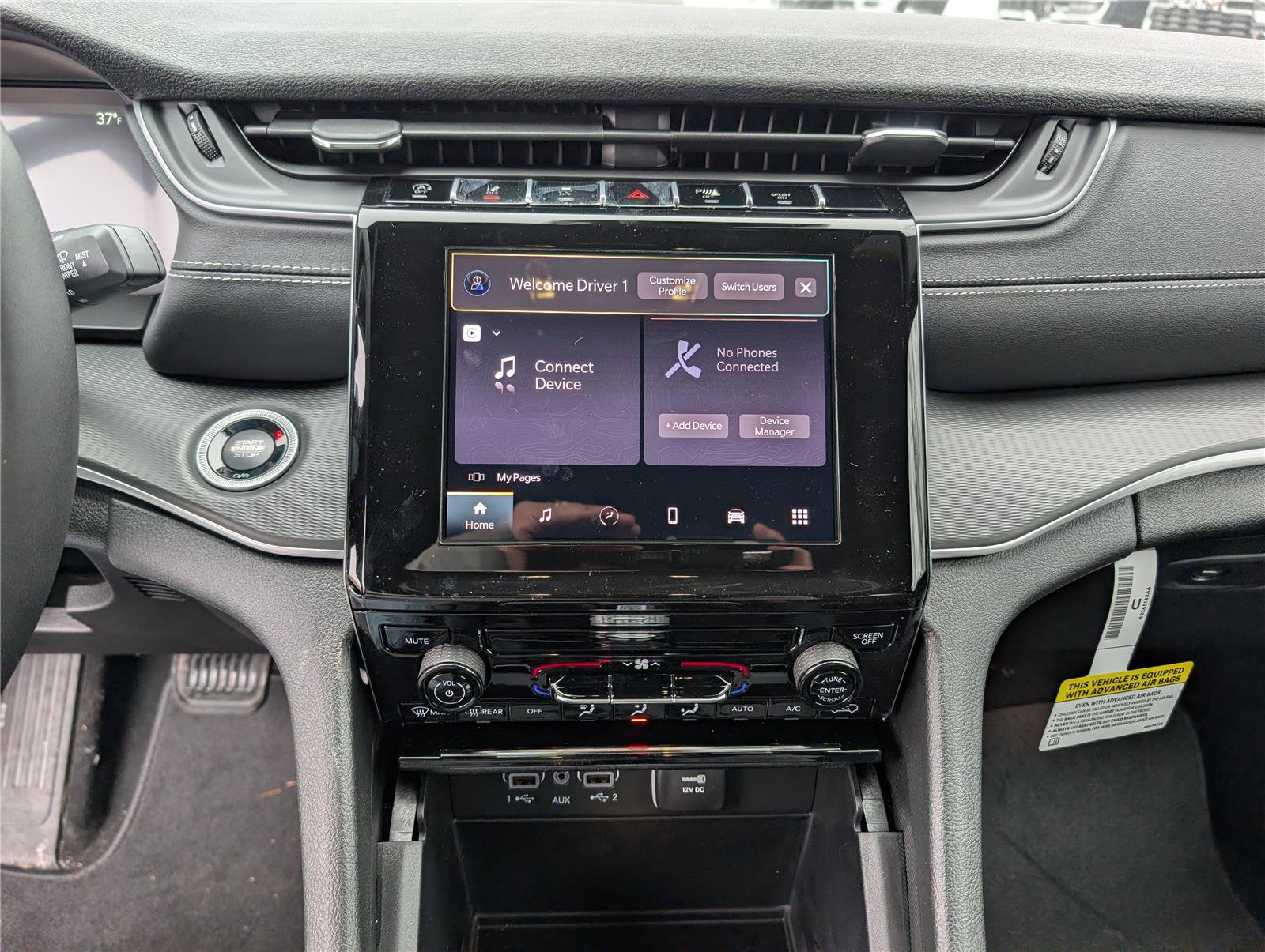 New 2026 Jeep Grand Cherokee Laredo image 13