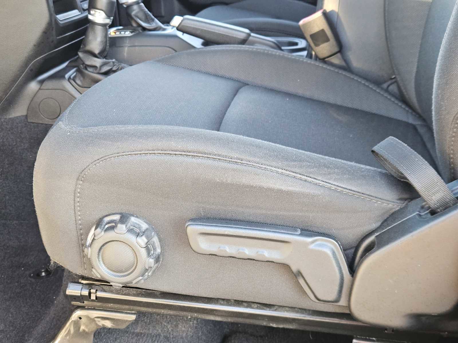 Used 2019 Jeep Wrangler Unlimited Sport S image 23