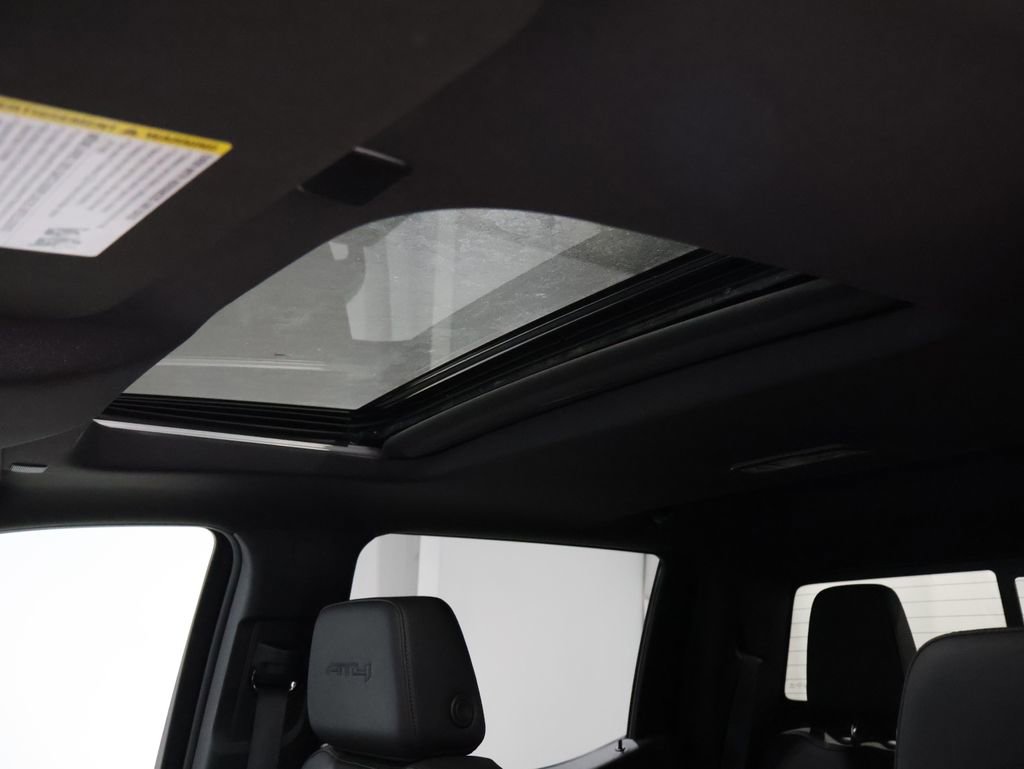 Used 2024 GMC Sierra 1500 AT4 w/ Technology Package image 13