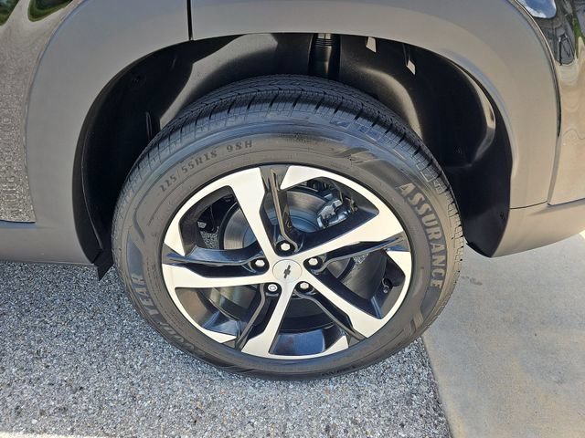 New 2026 Chevrolet Trax RS w/ Driver Confidence Package FWD image 32