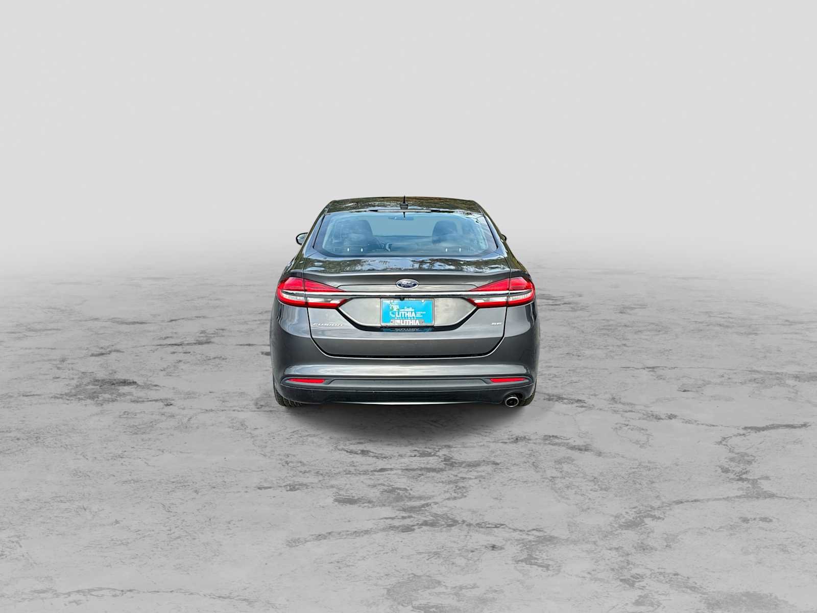 Used 2018 Ford Fusion SE FWD image 7