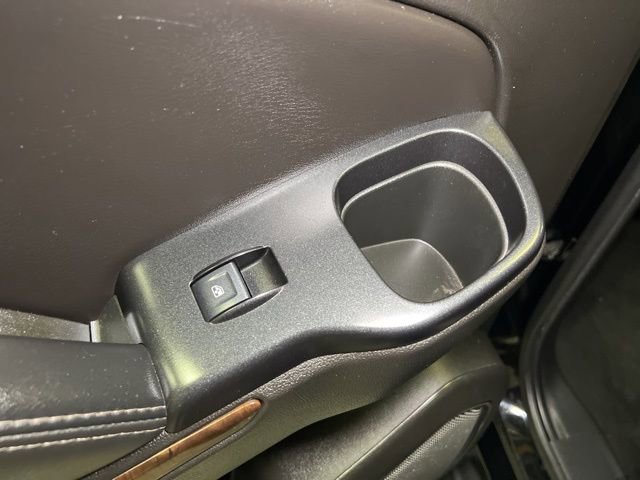 Used 2018 Chevrolet Suburban LT image 57