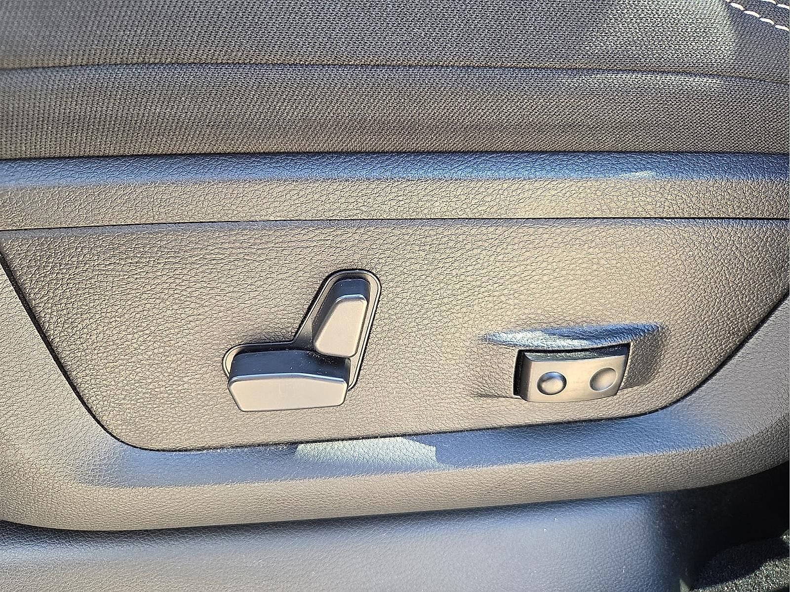 Used 2021 RAM 2500 Big Horn w/ Level B Equipment Group image 14