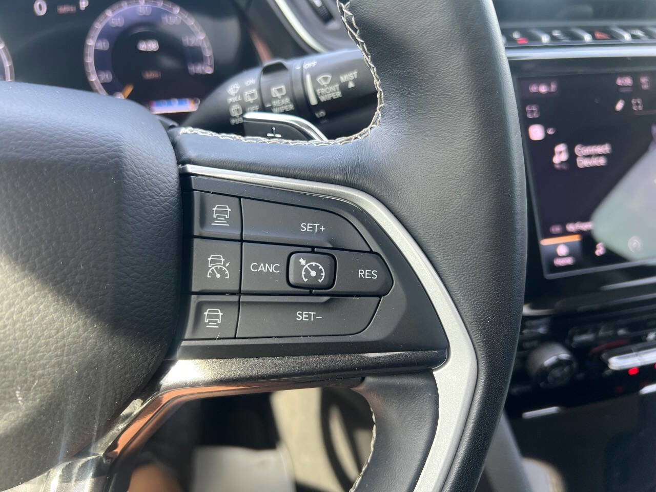 Used 2021 Jeep Grand Cherokee L Laredo w/ Luxury Tech Group I image 15