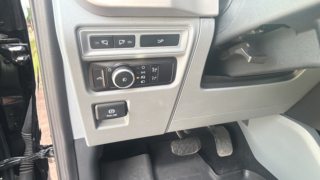 Used 2023 Ford F150 XLT w/ Equipment Group 302A High AWD/4WD image 18