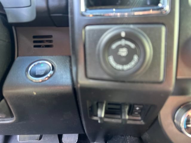 Used 2019 Ford Expedition Limited w/ Special Edition Package AWD/4WD image 34
