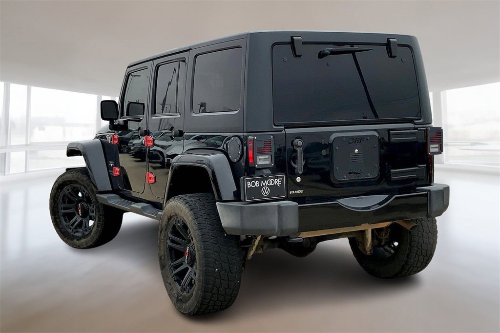 Used 2016 Jeep Wrangler Unlimited Sahara w/ Dual Top Group image 11